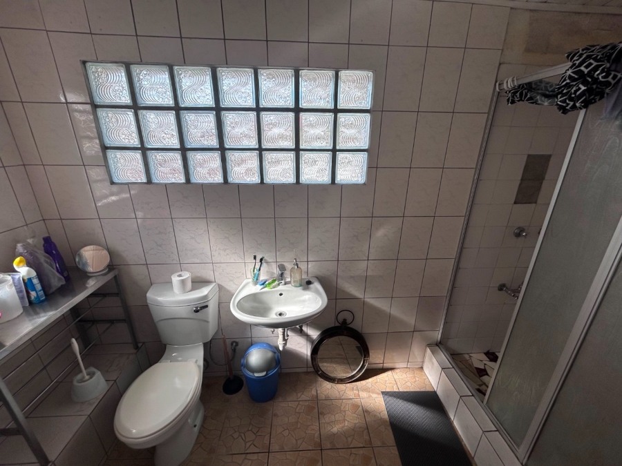  Bedroom Property for Sale in Belgravia Western Cape